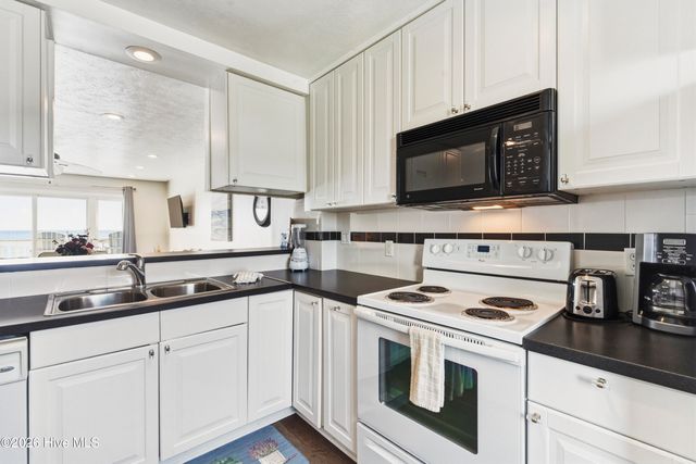 1704 Sand Dollar Court, Kure Beach, NC 28449