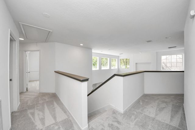 103 E Lakeridge Drive, The Woodlands, TX 77381
