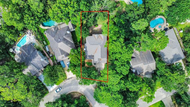 103 E Lakeridge Drive, The Woodlands, TX 77381