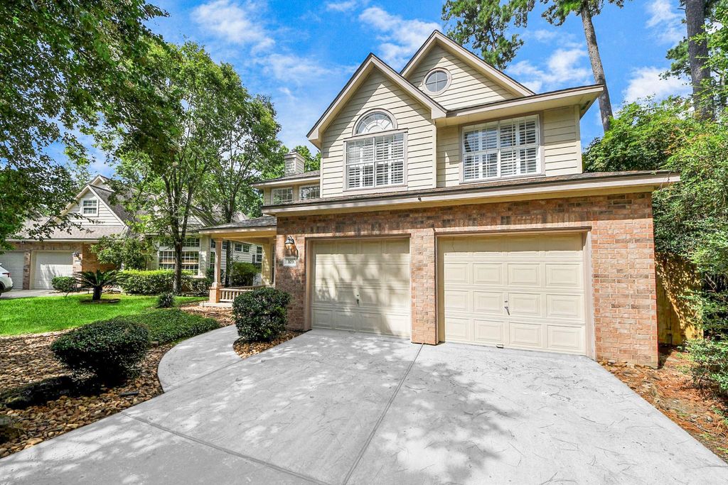103 E Lakeridge Drive, The Woodlands, TX 77381