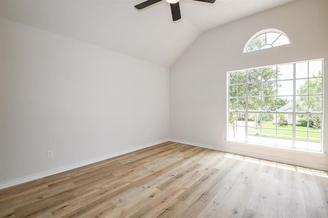 4318 Crow Valley Drive, Missouri City, TX 77459