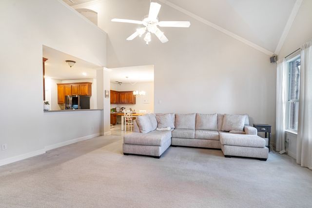 1601 Canyon Creek Drive, Mckinney, TX 75072