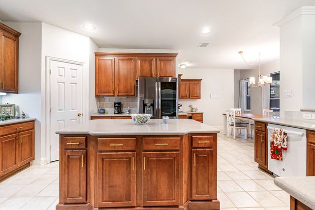 1601 Canyon Creek Drive, Mckinney, TX 75072