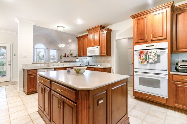 1601 Canyon Creek Drive, Mckinney, TX 75072