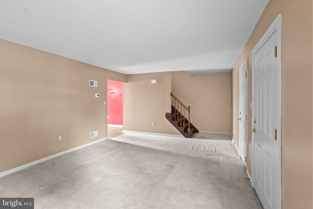 118 PALM LN, Lebanon, PA 17042