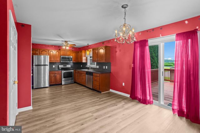 118 PALM LN, Lebanon, PA 17042