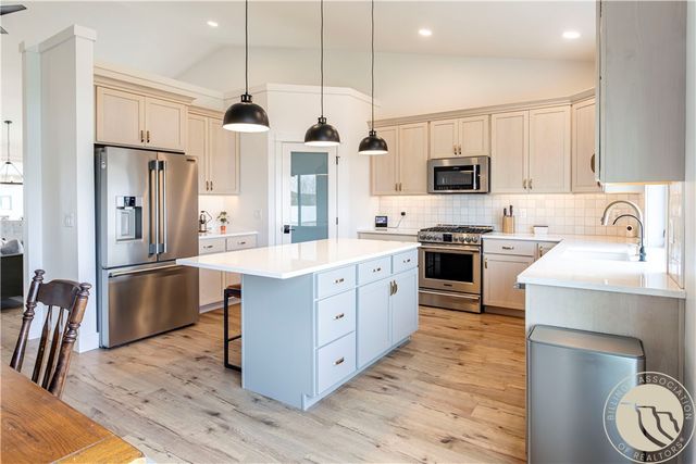 2530 Hunter Hall Street, Billings, MT 59106