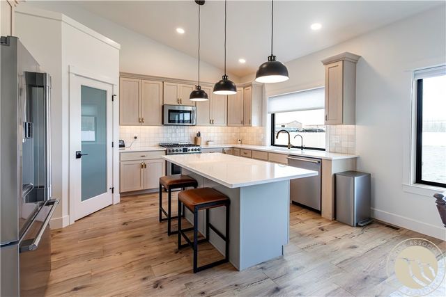 2530 Hunter Hall Street, Billings, MT 59106