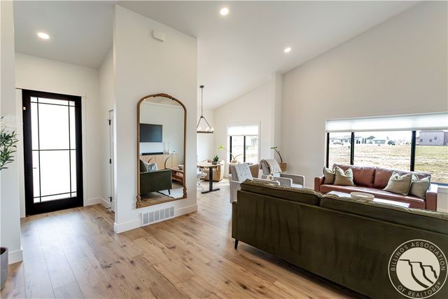 2530 Hunter Hall Street, Billings, MT 59106