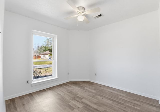 1722 Rebecca Lane, Conroe, TX 77301