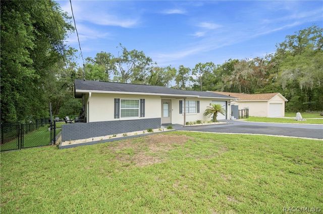 221 E Inverness Boulevard, Inverness, FL 34452