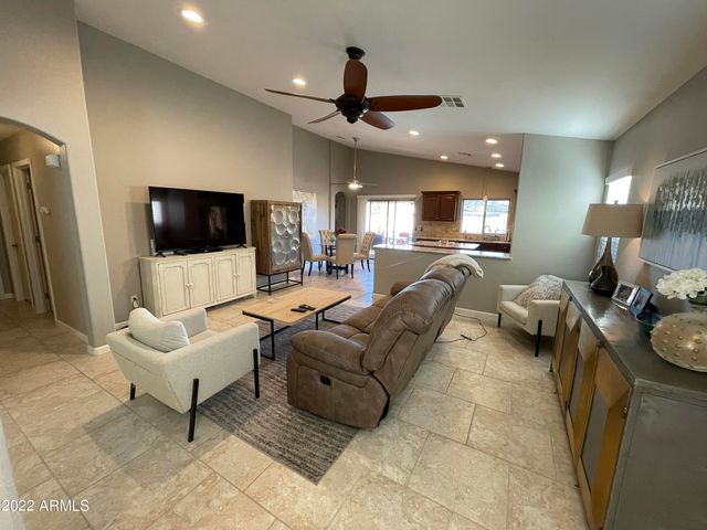22185 E CALLE DE FLORES --, Queen Creek, AZ 85142