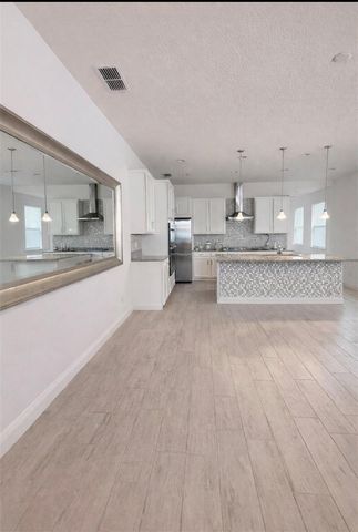 13244 WINTERTON LANE, Orlando, FL 32832