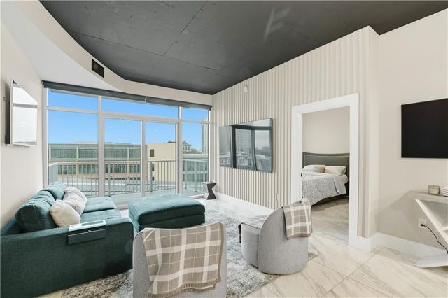 250 Pharr NE Road 709, Atlanta, GA 30305