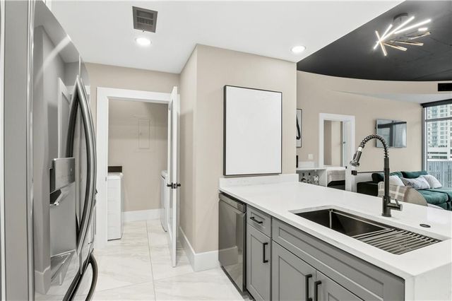 250 Pharr NE Road 709, Atlanta, GA 30305