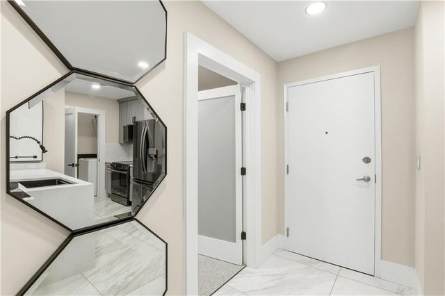 250 Pharr NE Road 709, Atlanta, GA 30305