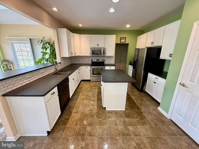 32 CHANCELLORSVILLE CIR, Middletown, DE 19709