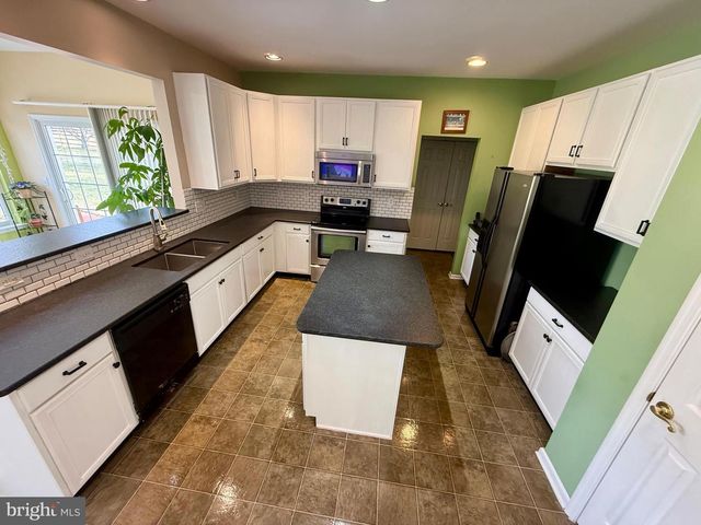 32 CHANCELLORSVILLE CIR, Middletown, DE 19709