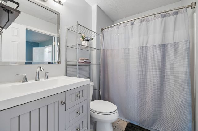 127 Deer Point Rd, Unionville, TN 37180