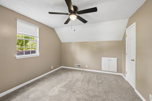 127 Deer Point Rd, Unionville, TN 37180