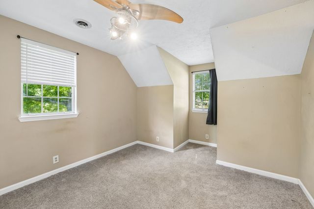 127 Deer Point Rd, Unionville, TN 37180