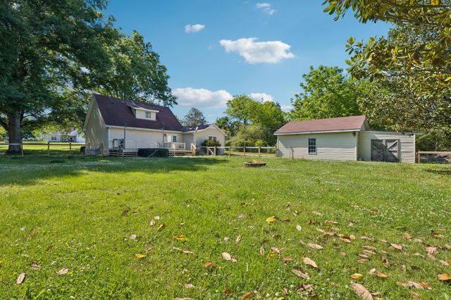 127 Deer Point Rd, Unionville, TN 37180