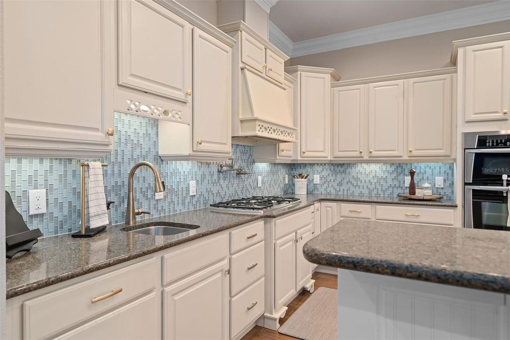 Image 19 of property listing at 5301 CARSON STREET, St Cloud, FL 34771