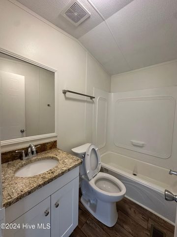 1012 10th Street, Midway Park, NC 28544