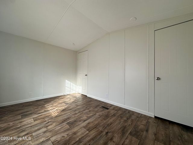 1012 10th Street, Midway Park, NC 28544