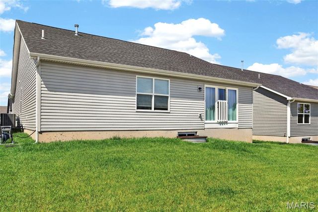 833 Cedarwood Drive, Moscow Mills, MO 63362