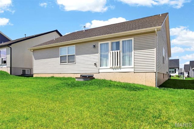 833 Cedarwood Drive, Moscow Mills, MO 63362
