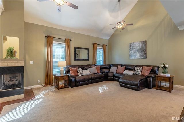4544 Rawlston Drive, Newburgh, IN 47630