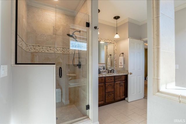 4544 Rawlston Drive, Newburgh, IN 47630
