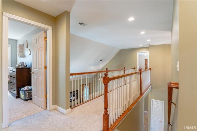 4544 Rawlston Drive, Newburgh, IN 47630