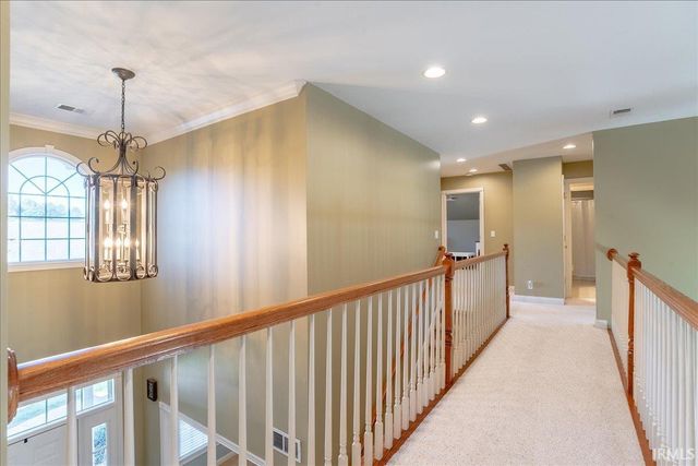 4544 Rawlston Drive, Newburgh, IN 47630