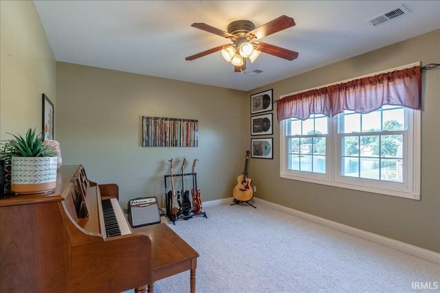 4544 Rawlston Drive, Newburgh, IN 47630