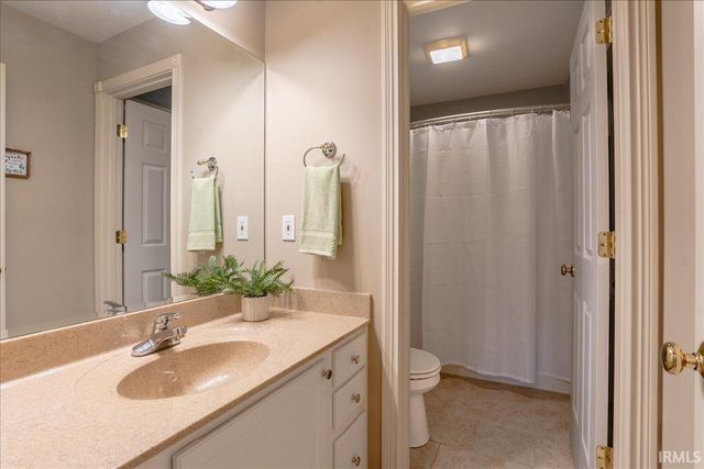 4544 Rawlston Drive, Newburgh, IN 47630