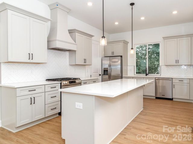 2501 Elon Street, Charlotte, NC 28208