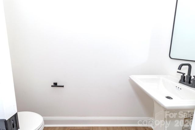 2501 Elon Street, Charlotte, NC 28208
