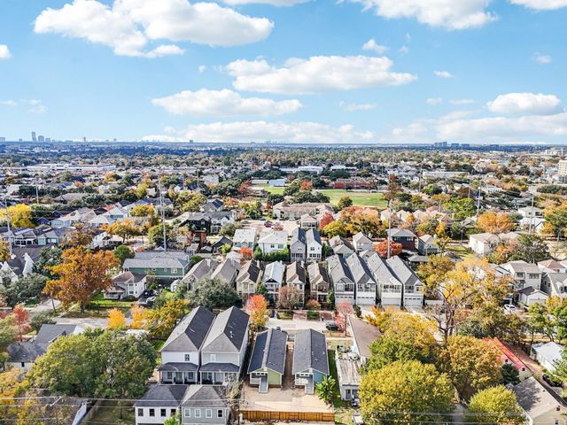 1222 Waverly Street, Houston, TX 77008