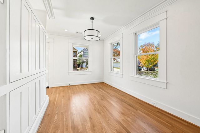 1222 Waverly Street, Houston, TX 77008