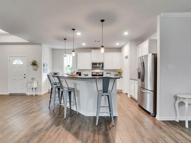6264 Rolling Hills Road, Conroe, TX 77303