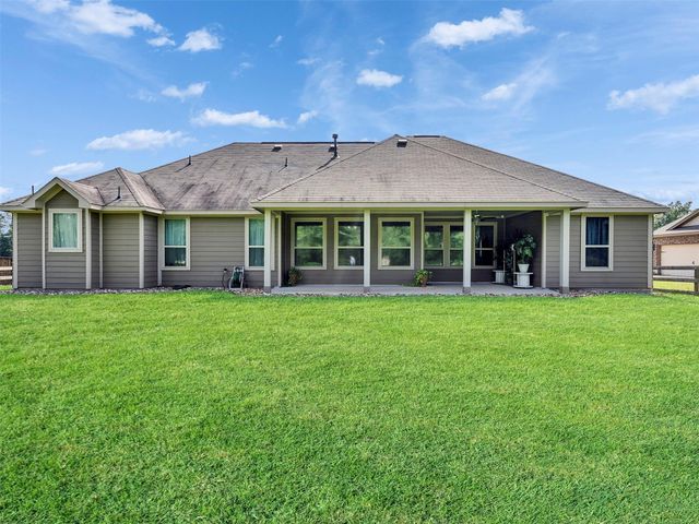 6264 Rolling Hills Road, Conroe, TX 77303