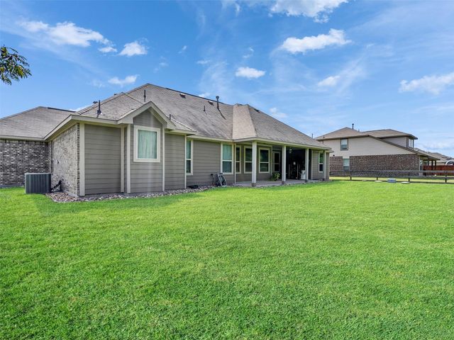 6264 Rolling Hills Road, Conroe, TX 77303