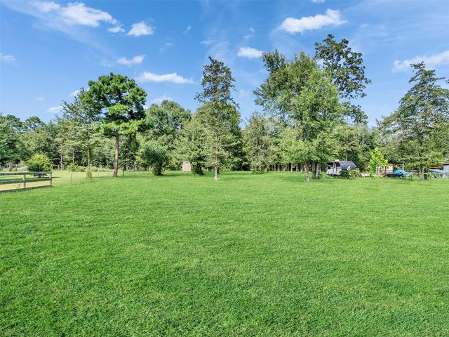 6264 Rolling Hills Road, Conroe, TX 77303