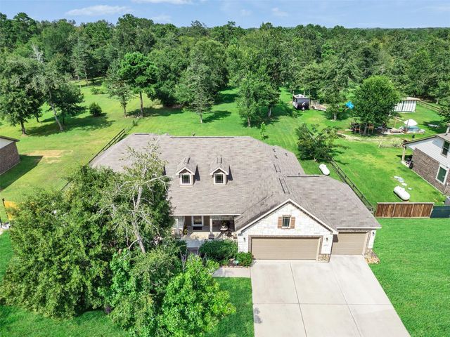 6264 Rolling Hills Road, Conroe, TX 77303
