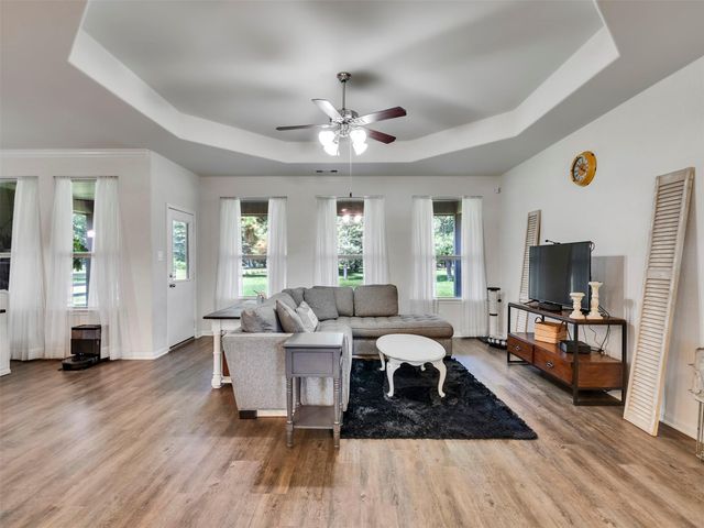 6264 Rolling Hills Road, Conroe, TX 77303