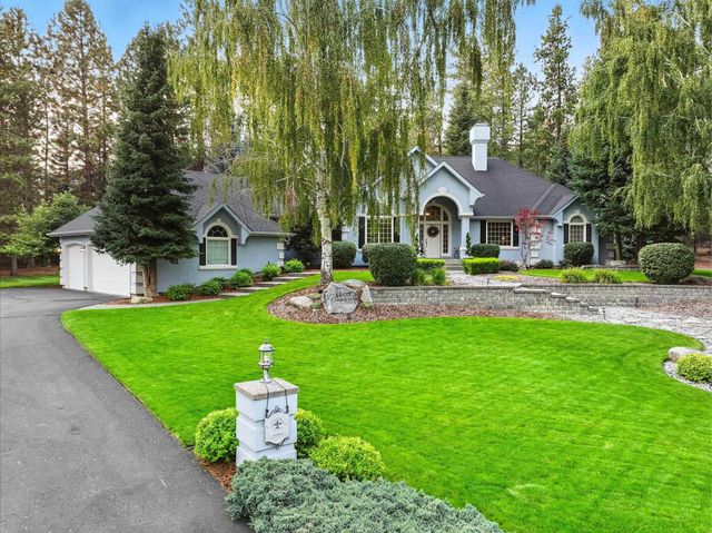 1505 E Legacy Ln, Spokane, WA 99208