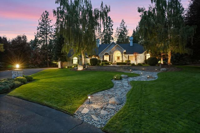 1505 E Legacy Ln, Spokane, WA 99208