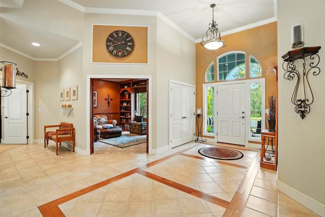 1505 E Legacy Ln, Spokane, WA 99208